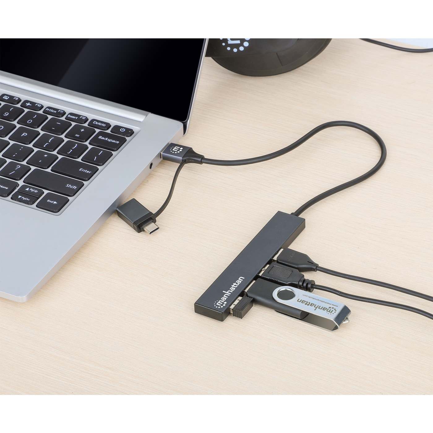 4-Port USB 3.0 Type-C / Type-A Combo Hub Image 6