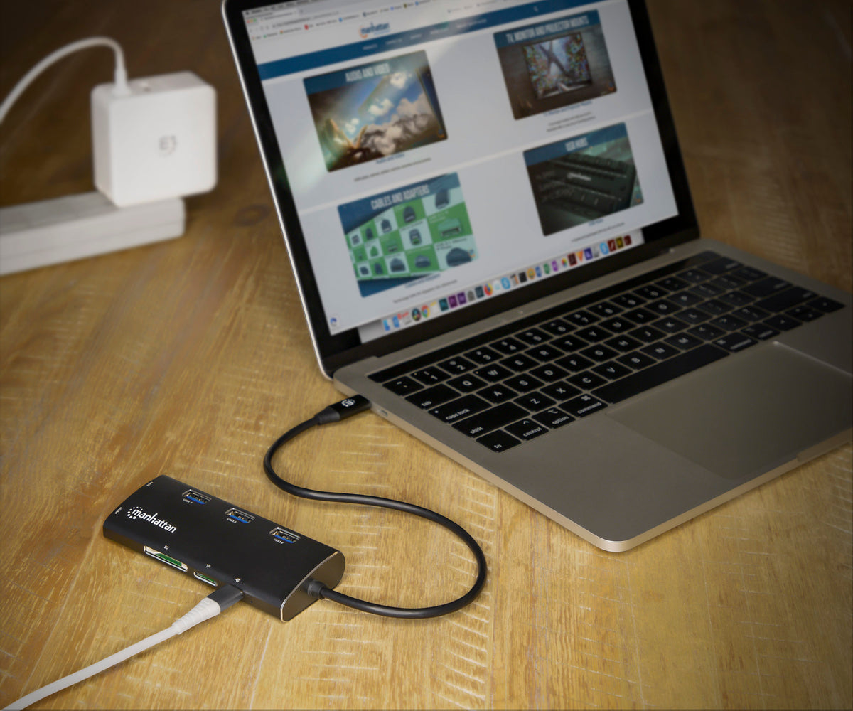 SuperSpeed USB-C Multiport Adapter Image 10