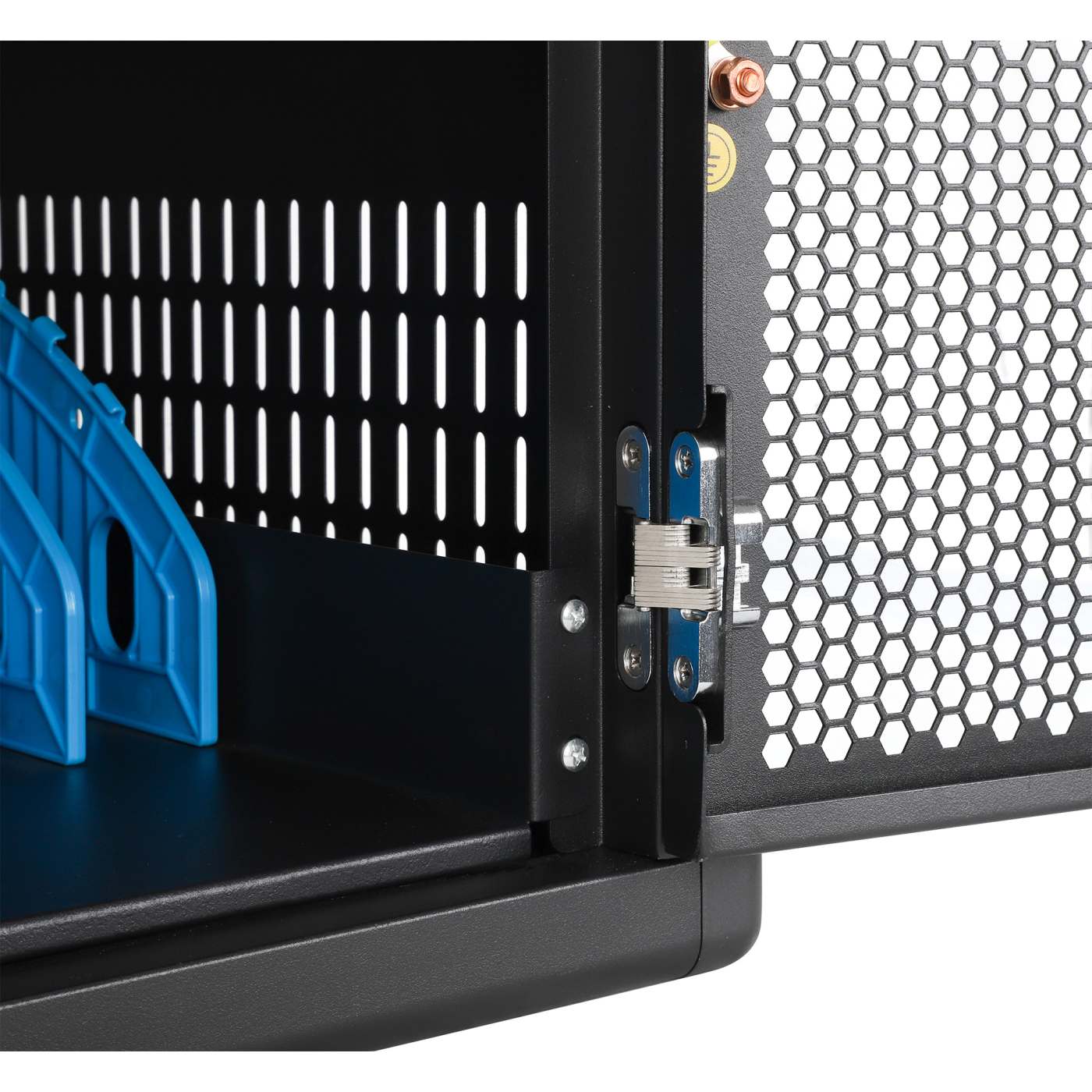 12-Port USB-C Desktop Charging Cabinet - 780 W Image 12