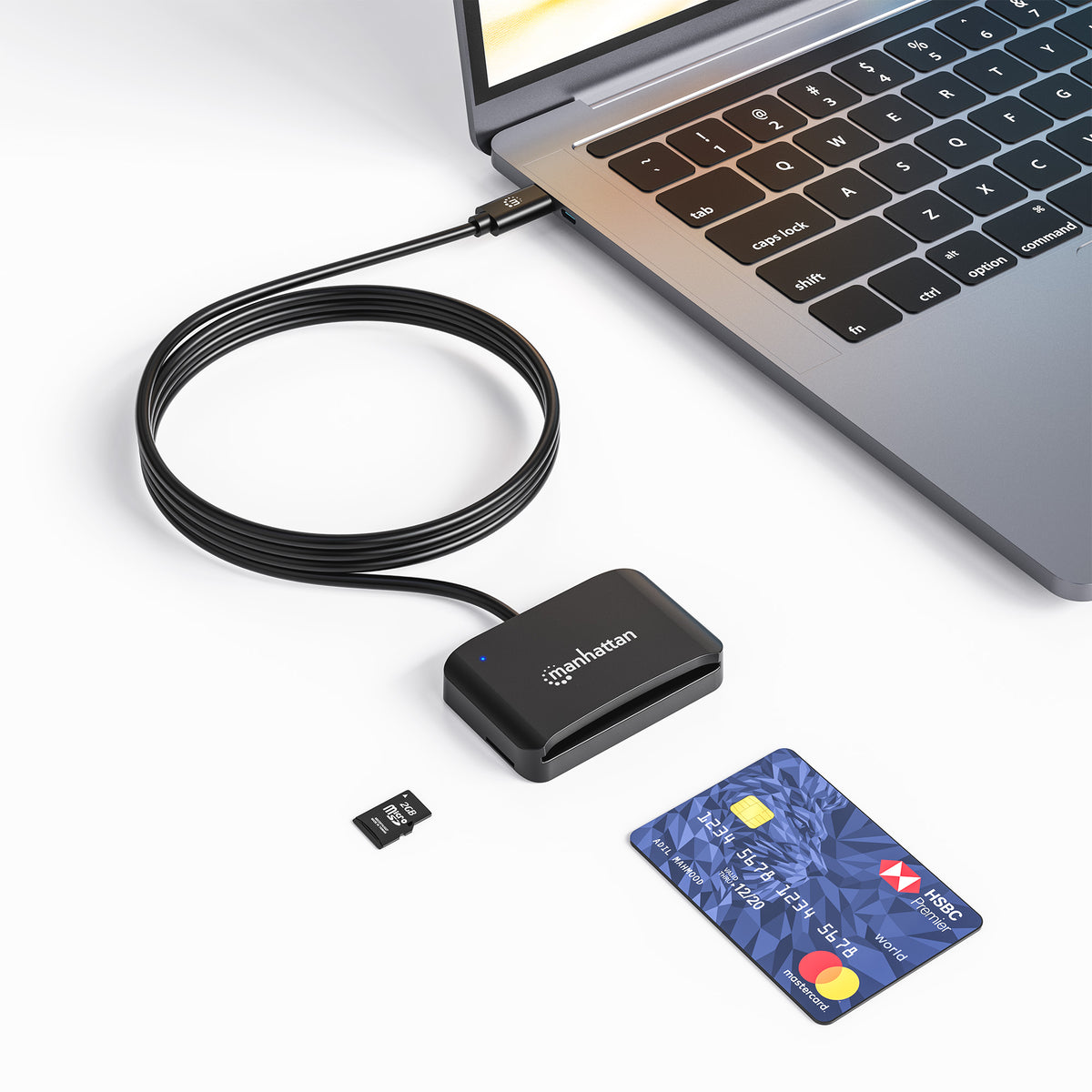 USB-C Smart Card Reader with microSD Slot Image 3