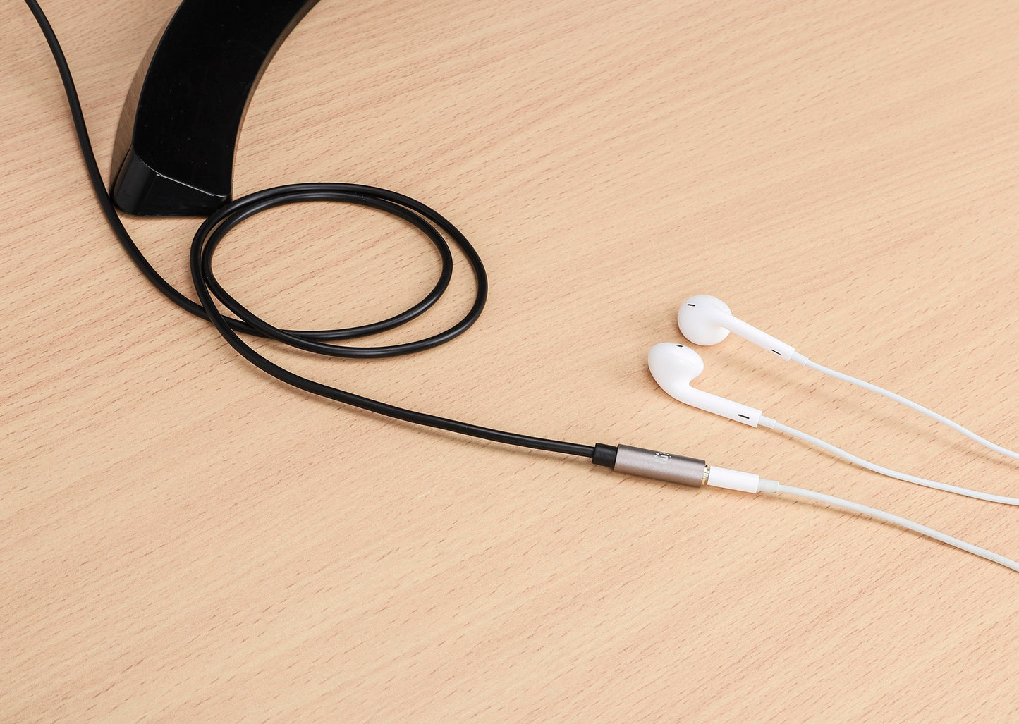 Stereo Audio Aux Extension Cable Image 8