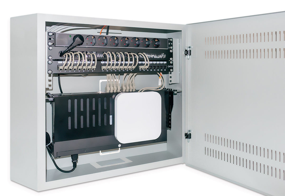 19" 1U Rackmount 8-Output Power Distribution Unit (PDU) Image 5