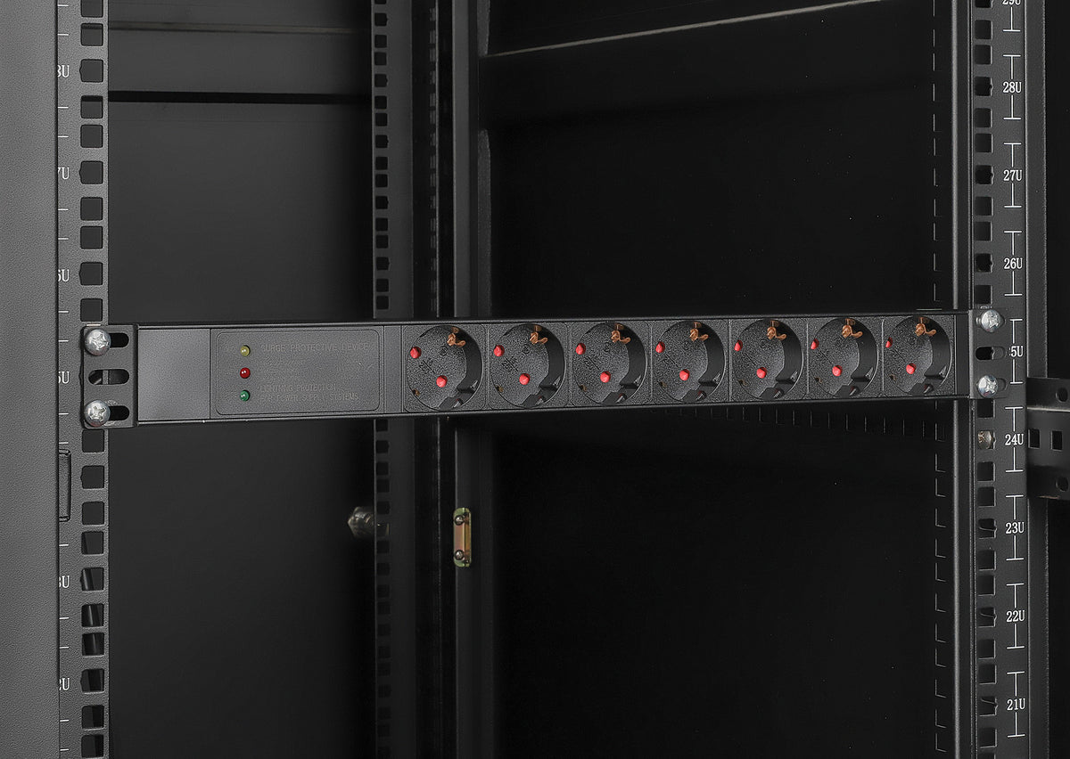 19" 1U Rackmount 7-Output Power Distribution Unit (PDU) / Surge Protector Image 8