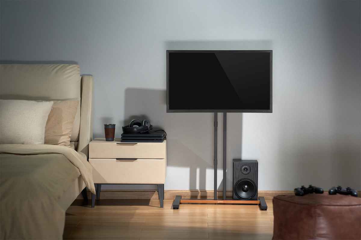 Compact Height-Adjustable TV Cart / Stand Image 12